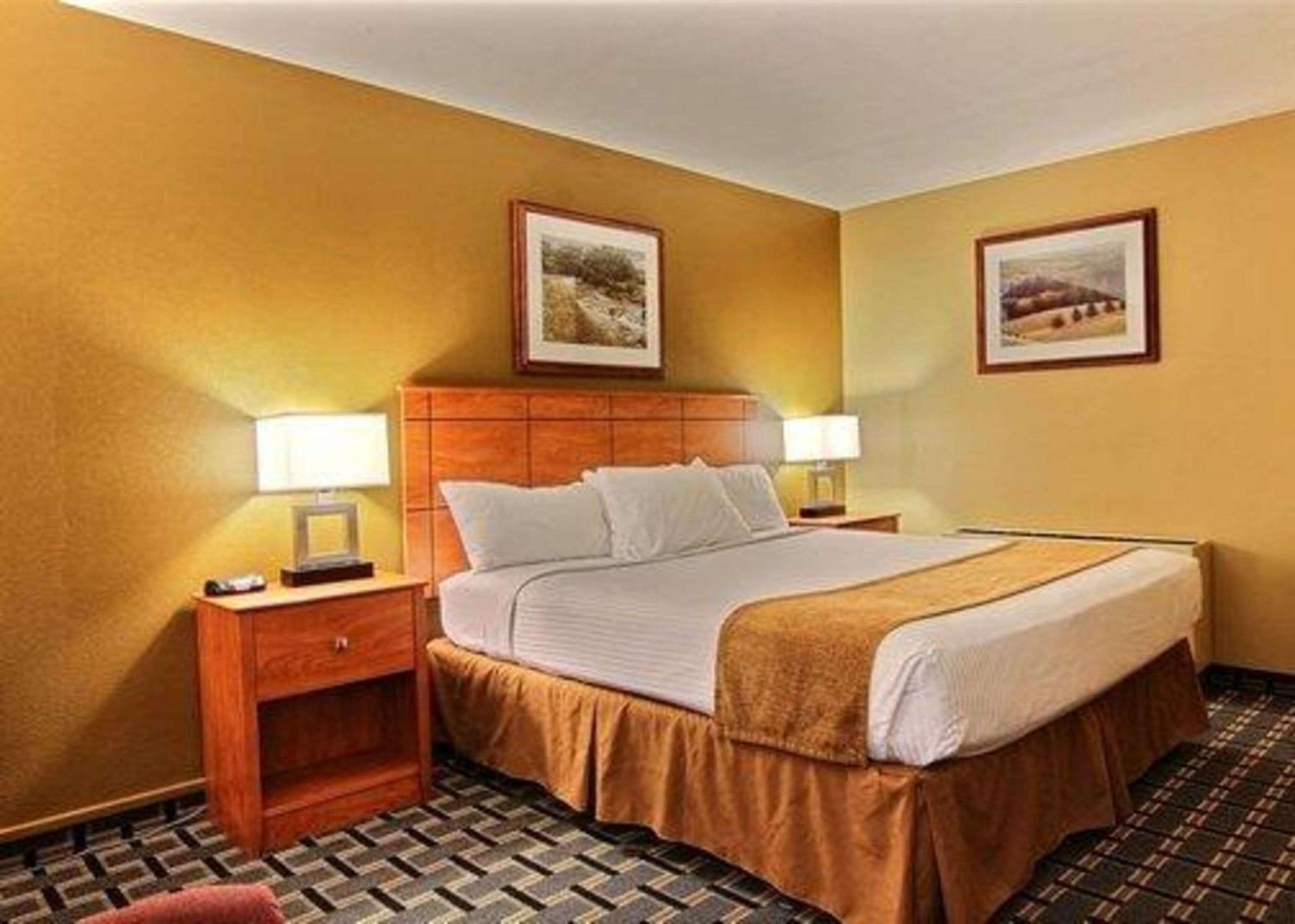 Quality Inn Thief River Falls Buitenkant foto