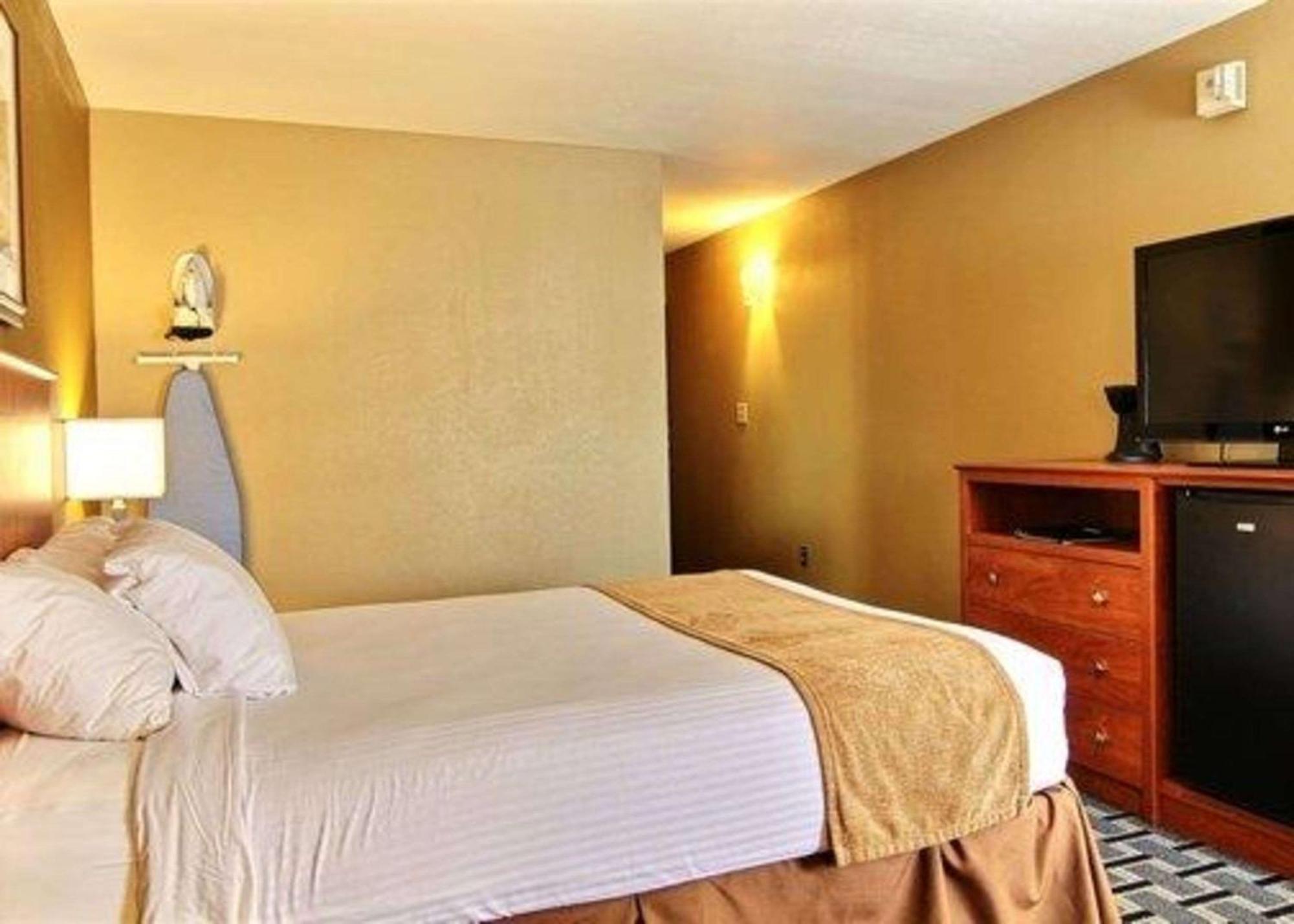 Quality Inn Thief River Falls Buitenkant foto